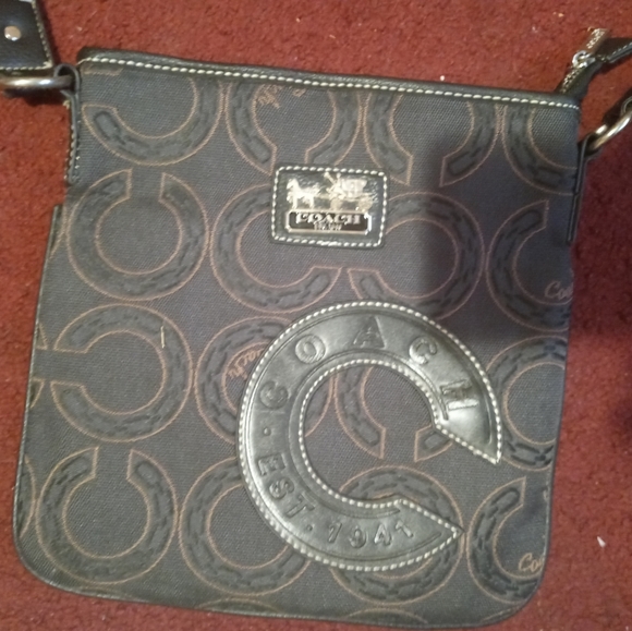 Coach purse - Picture 2 of 4